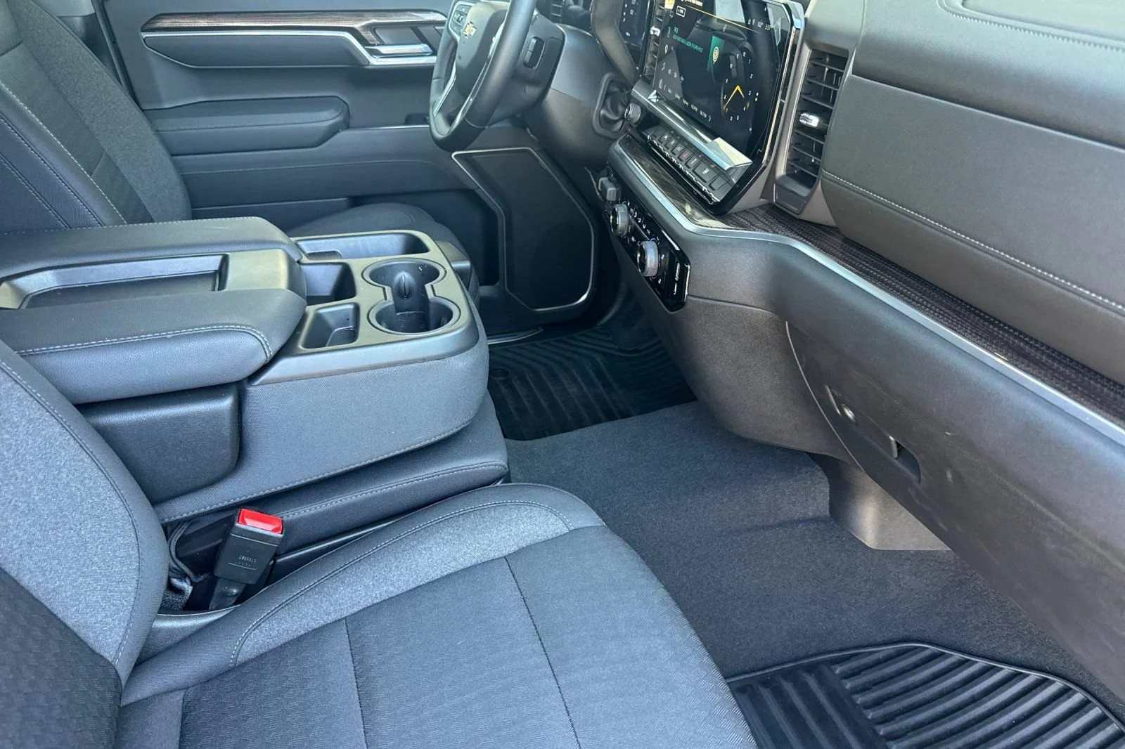 2026 Chevrolet Silverado 1500 LT - Photo 16