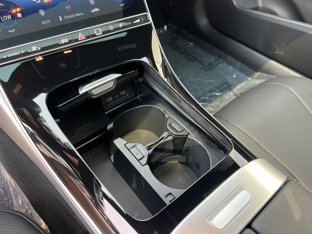 New 2026 Polar White Mercedes-Benz CLE 300 image 21
