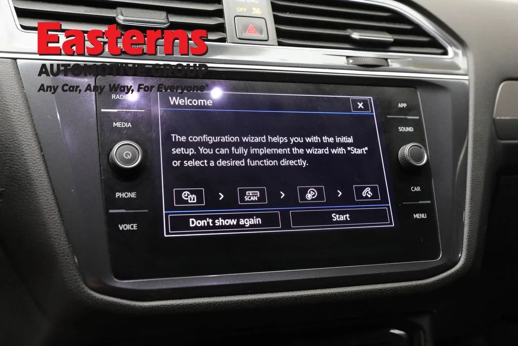 Used 2023 Red Volkswagen 2.0T SE image 17