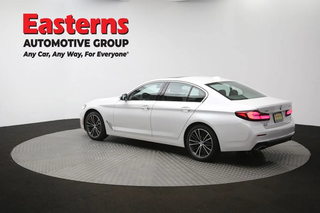 Used 2022 White BMW 530i xDrive image 67