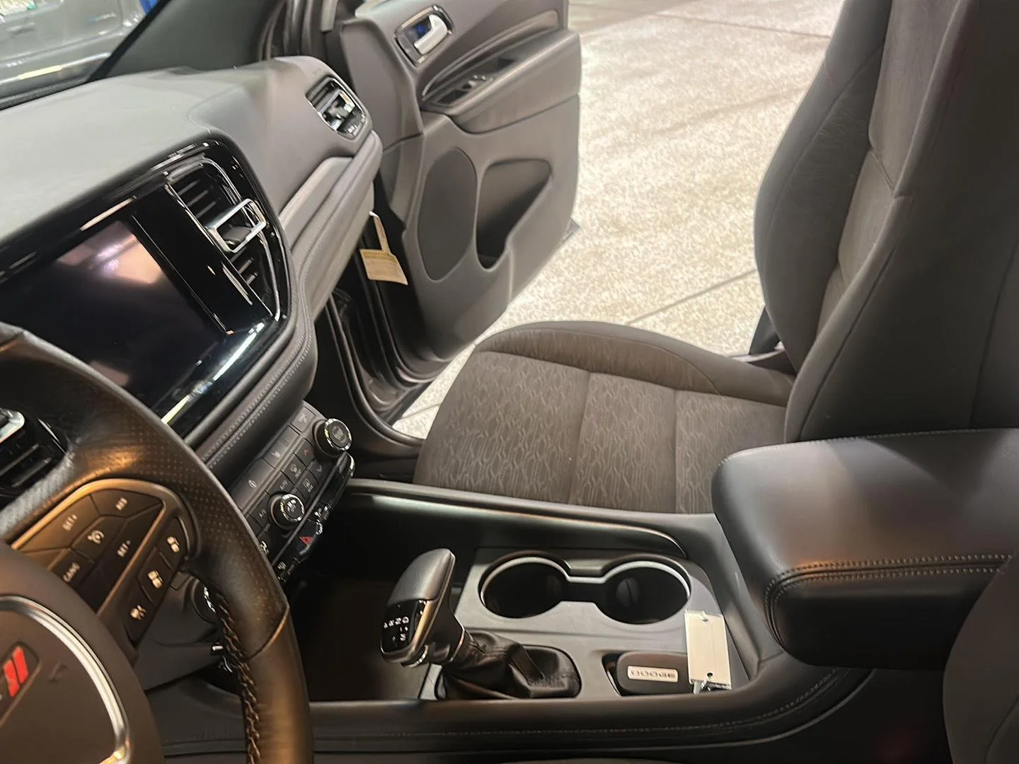 2024 Dodge Durango SXT - Photo 26