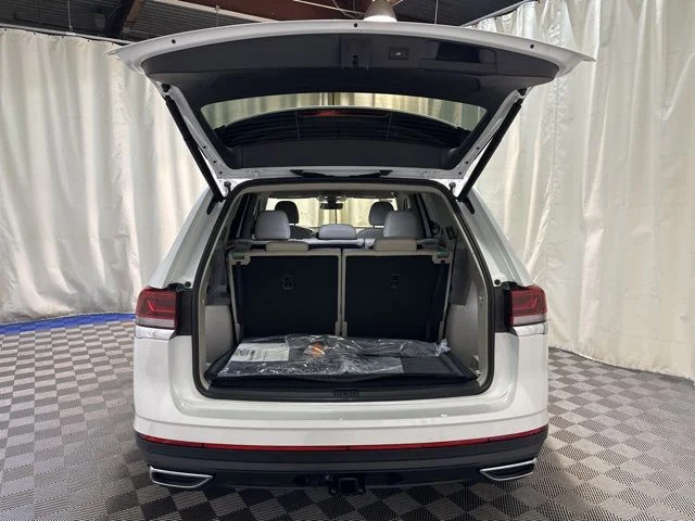 2026 Volkswagen Atlas SE w/Tech - Photo 39