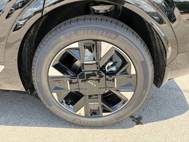 New 2026 Ebony Black Kia SX Prestige image 27