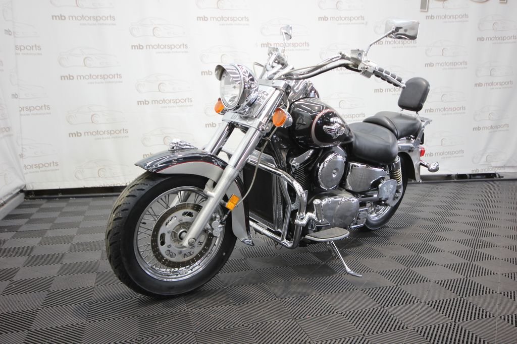 Used 2001 Black Kawasaki Classic image 1