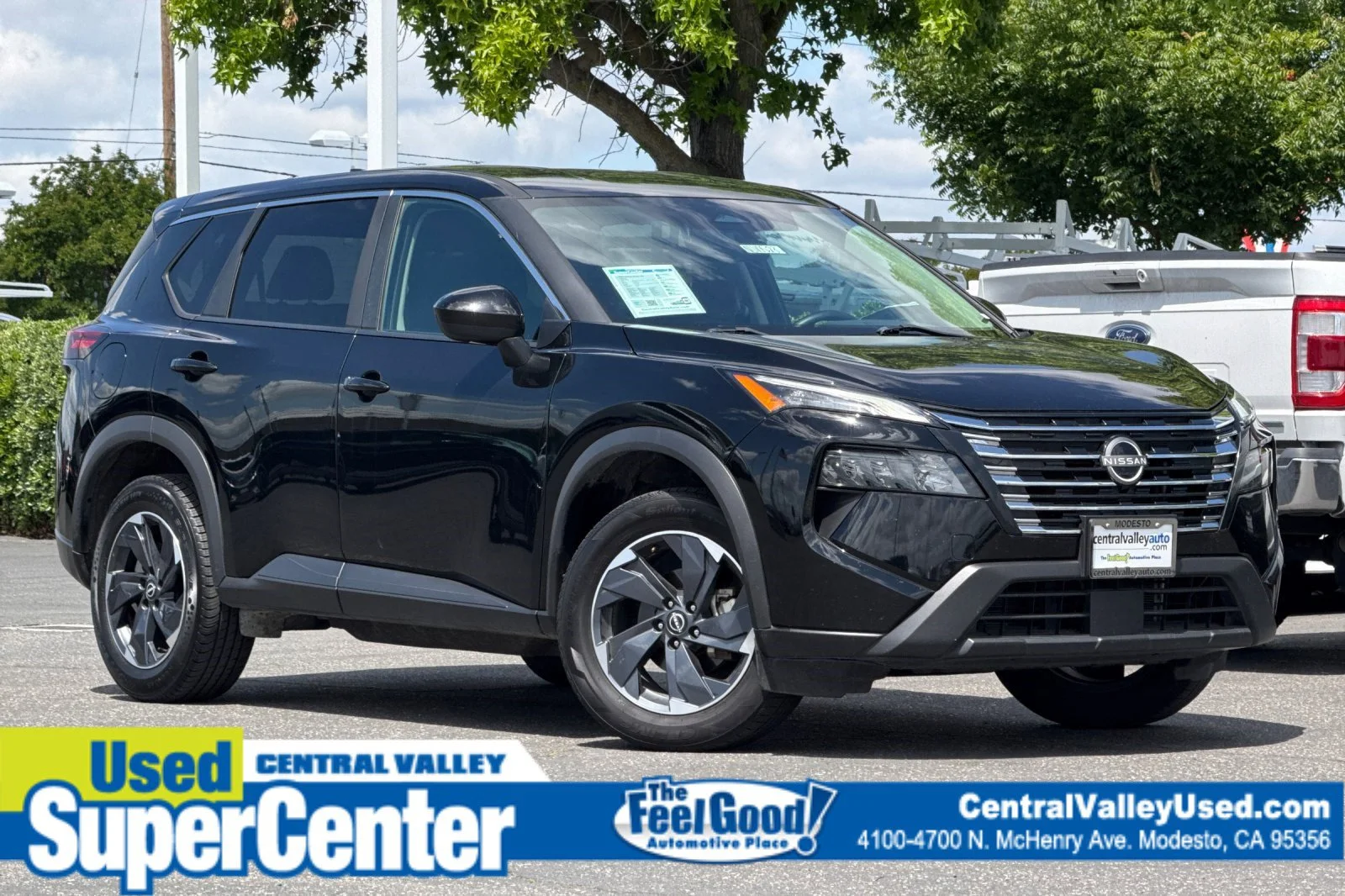 2024 Nissan Rogue SV FWD's photo