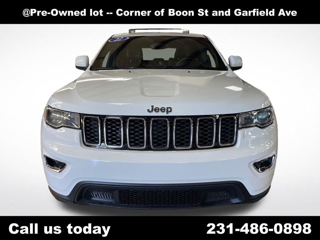 Used 2022 White Jeep Laredo X image 8