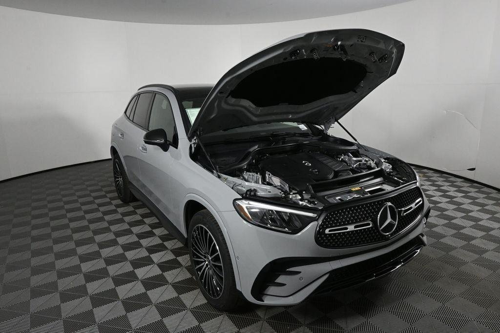 New 2026 MANUFAKTUR Alpine Grey Mercedes-Benz GLC 300 image 34