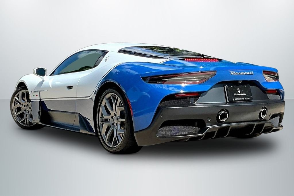 New 2025 White Maserati  image 3