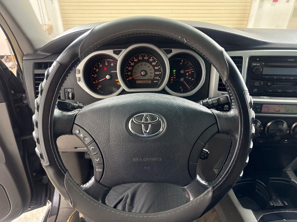 Used 2004 Gray Toyota Limited image 25
