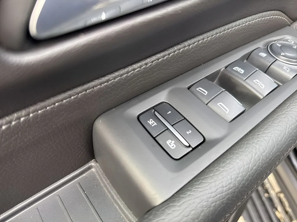 Used 2024 Black GMC Denali image 11