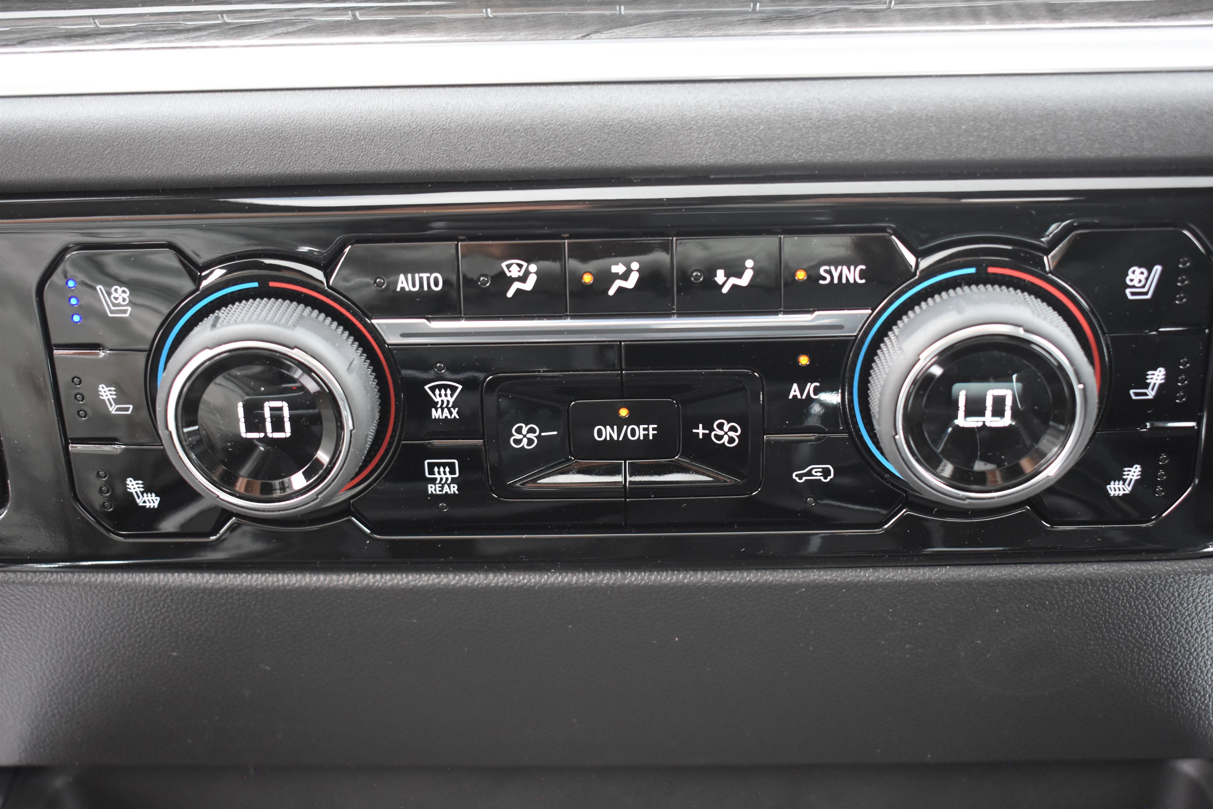 2026 Chevrolet Silverado 1500 LTZ - Photo 33