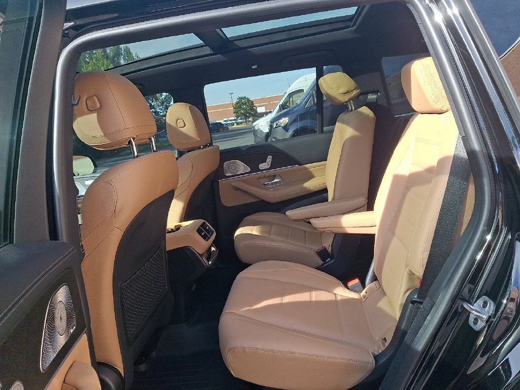 Certified Used 2024 Black Mercedes-Benz GLS 450 image 10