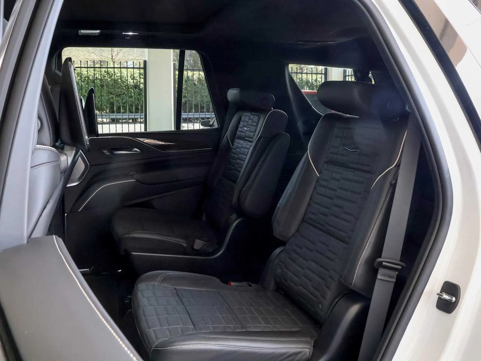 2023 Cadillac Escalade Premium Luxury Platinum - Photo 22