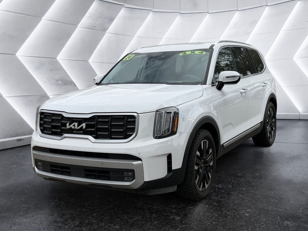 Used 2024 White Kia SX-Prestige image 3