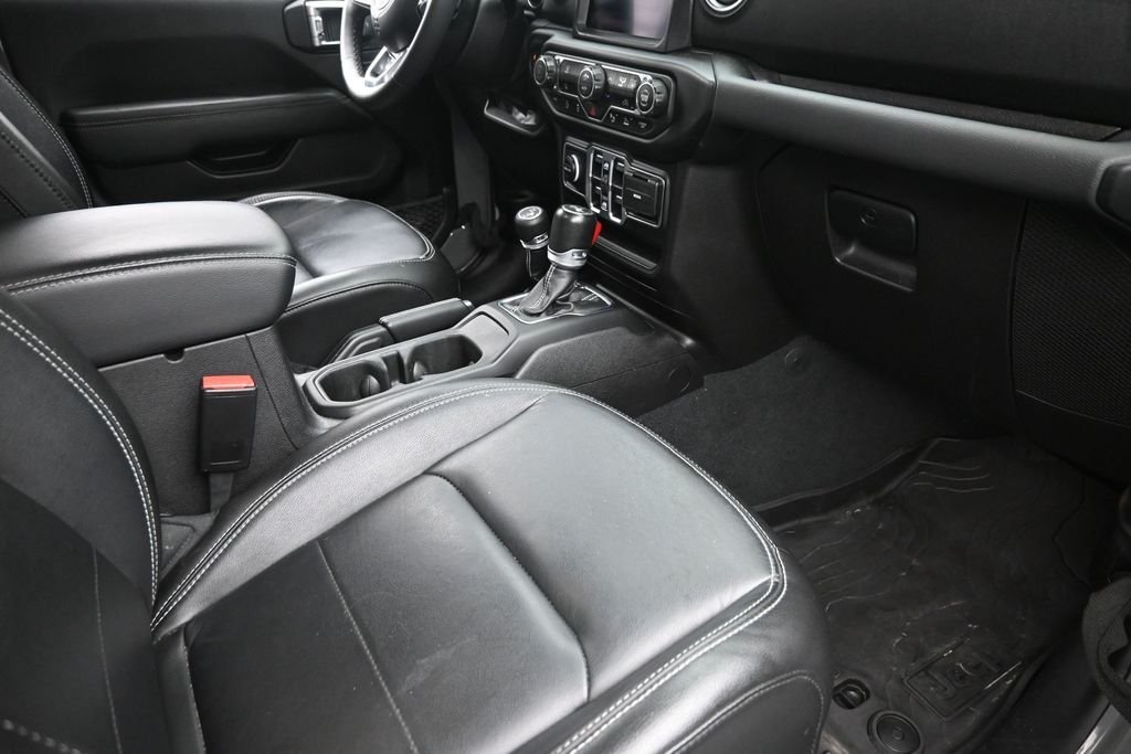 Used 2023 Gray Jeep Sahara image 10