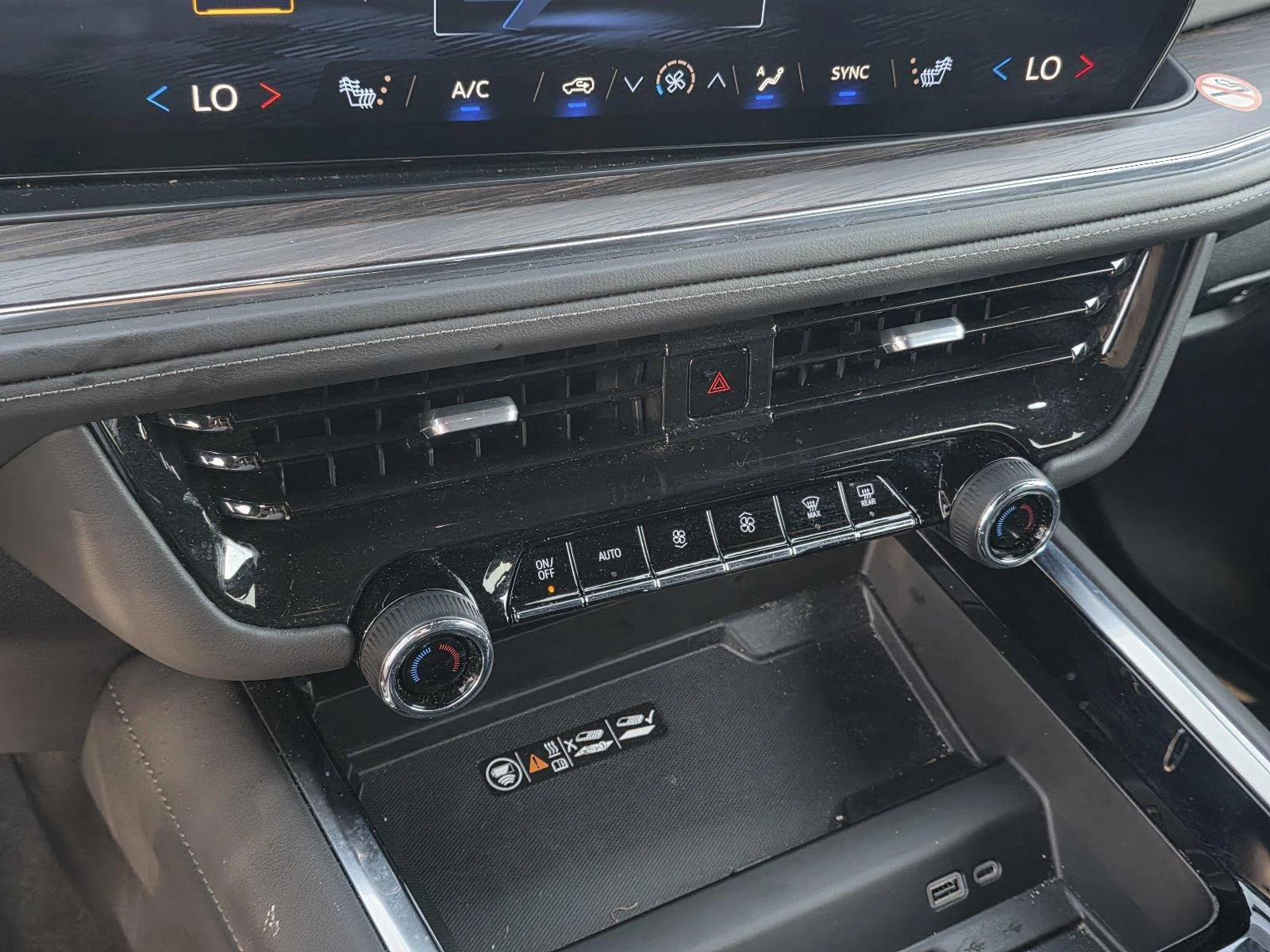 Used 2025 Dark Ash Metallic Chevrolet LT image 17