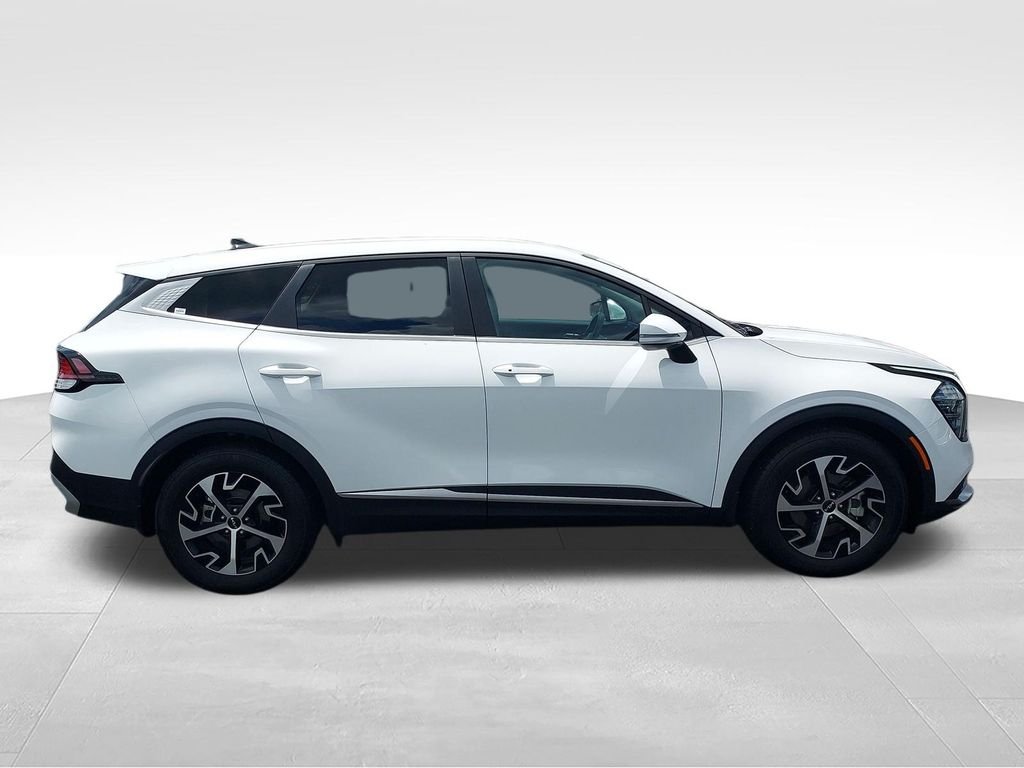 Used 2024 White Kia EX image 6