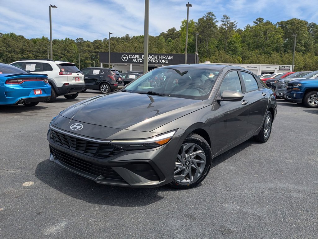 2024 Hyundai Elantra 2.0 SEL IVT's photo