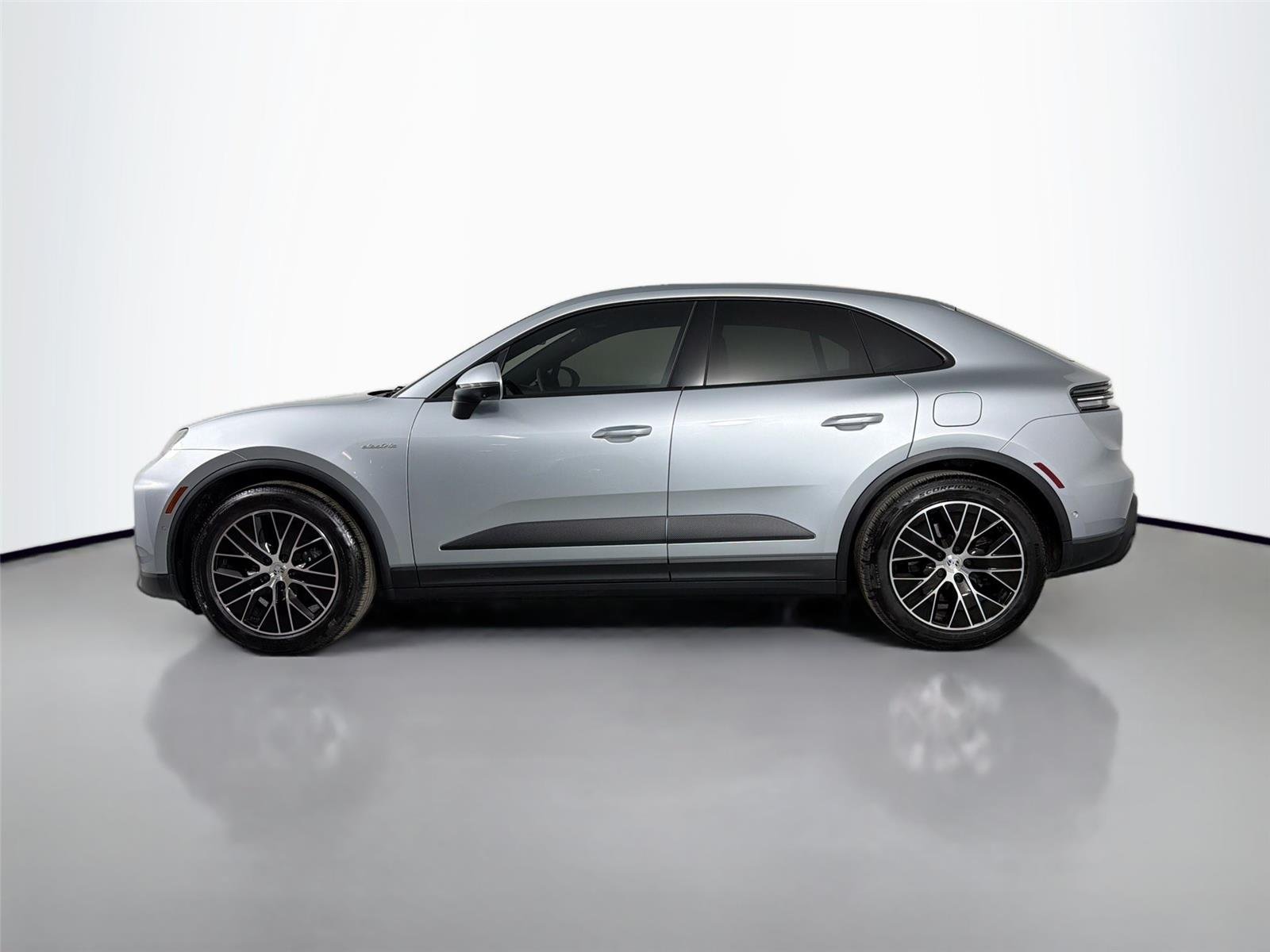 Certified 2026 Porsche Macan Base with VIN WP1AD2XA0TL075489 for sale in Fort Worth, TX