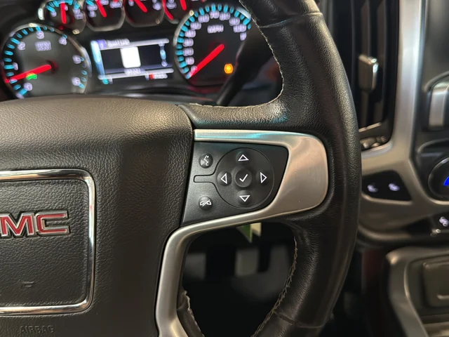 Used 2018 Gray GMC SLT image 25