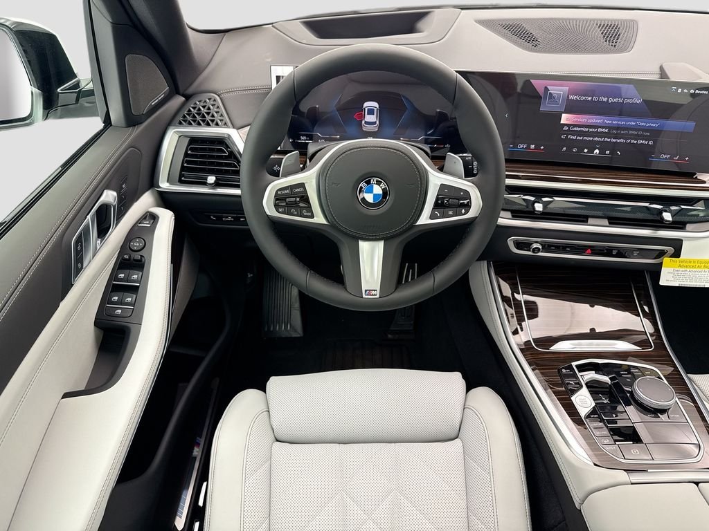 New 2026 White Metallic BMW xDrive40i image 10
