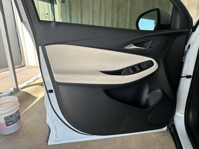 New 2026 Summit White Buick Preferred image 10