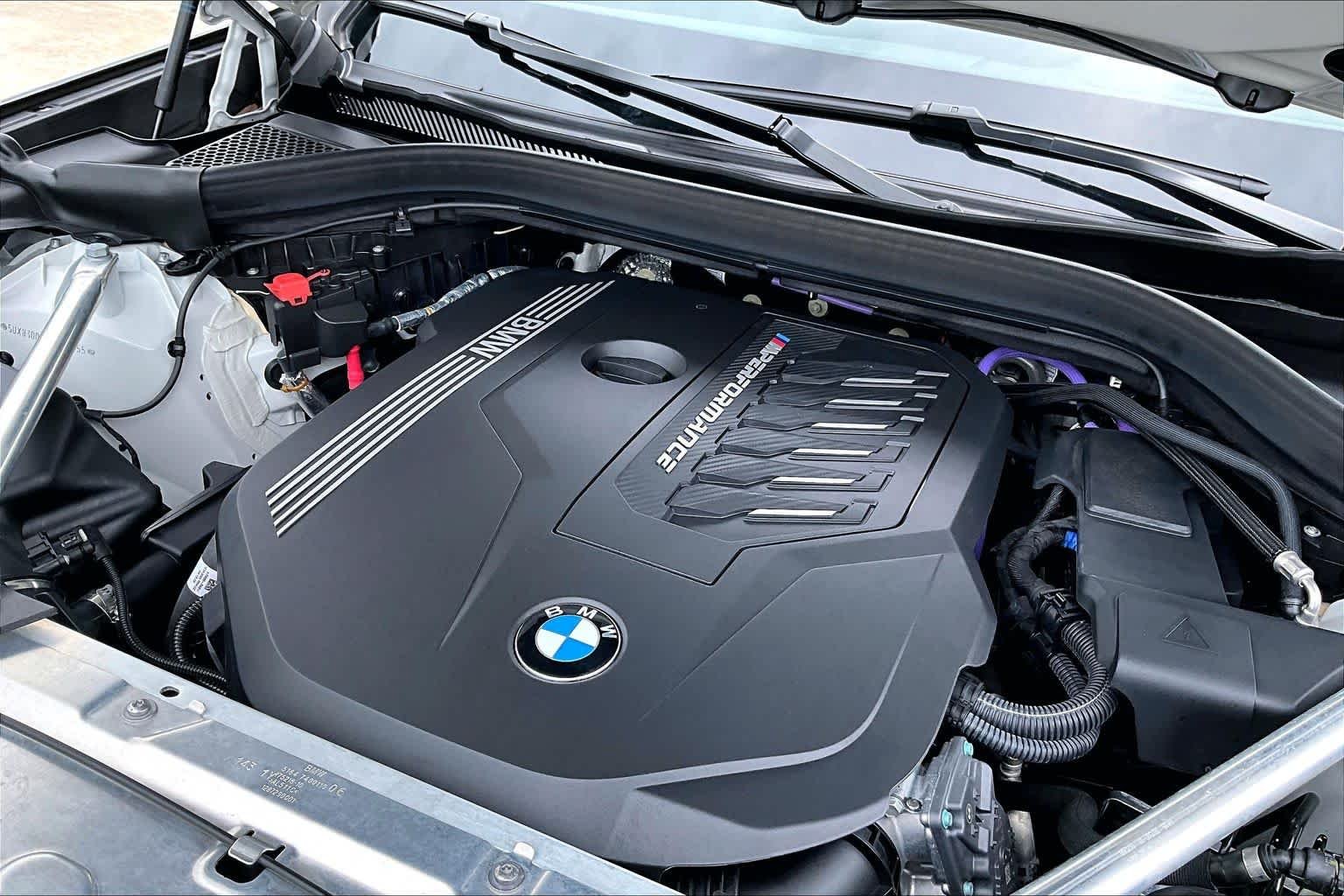 Used 2024 Mineral White Metallic BMW M40i image 32