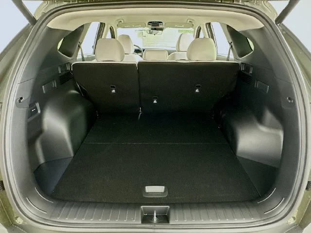 New 2026 Hyundai TUCSON SEL