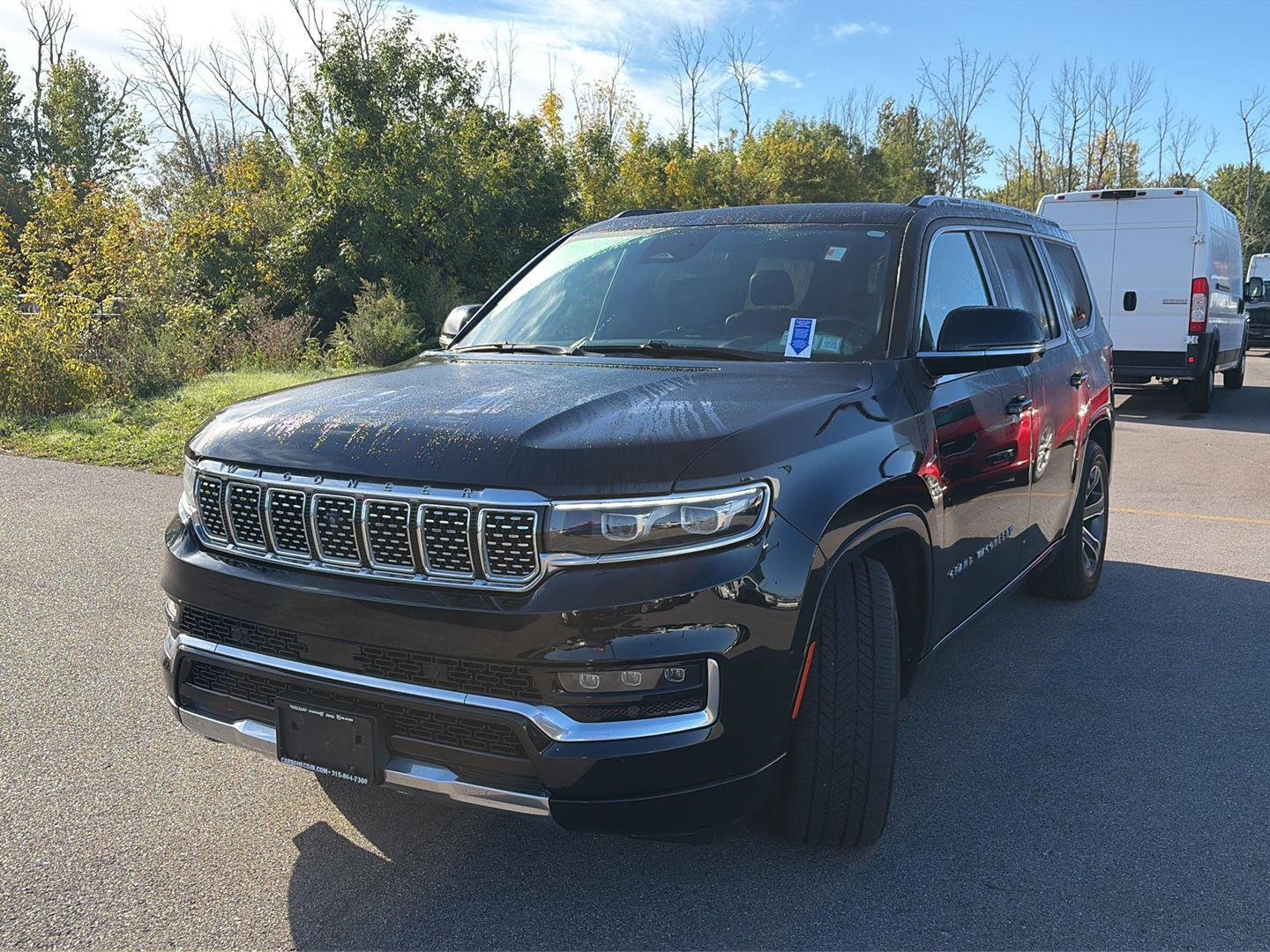 Used 2022 Diamond Black Crystal Pearlcoat Jeep Series I image 4