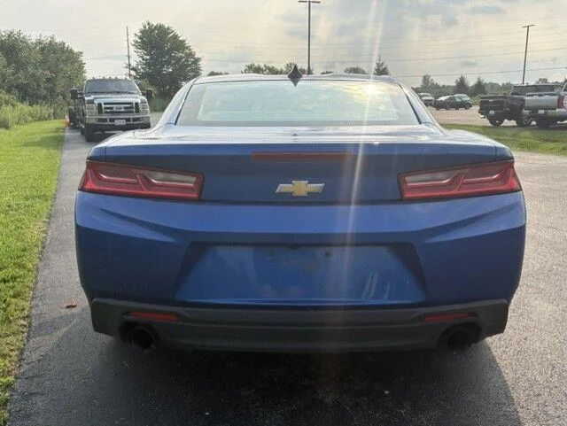 Used 2016 Hyper Blue Metallic Chevrolet 2LT image 12