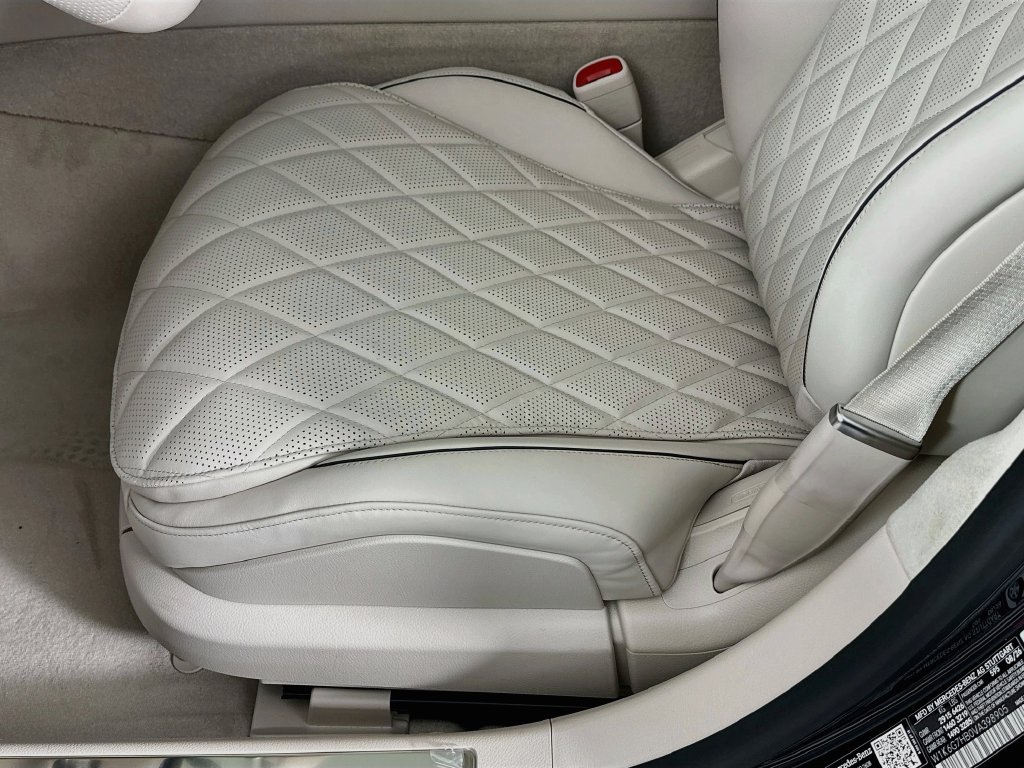 New 2027 Blue Mercedes-Benz S 580 image 19