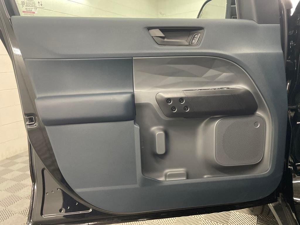 2025 Ford Maverick XLT - Photo 15