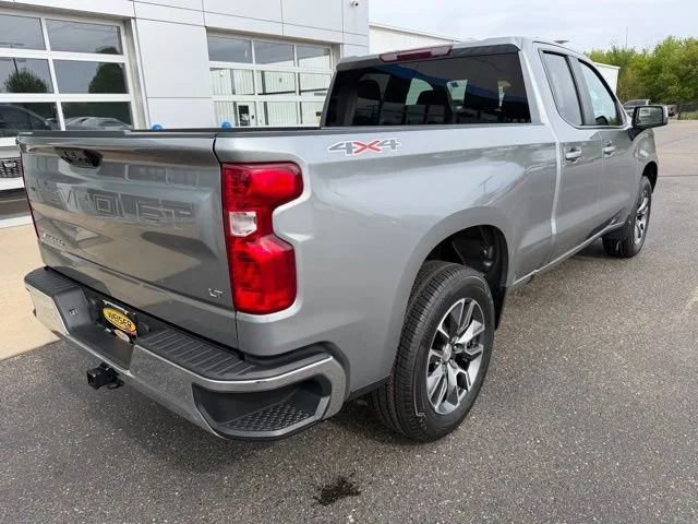 2023 Chevrolet Silverado 1500 LT - Photo 7
