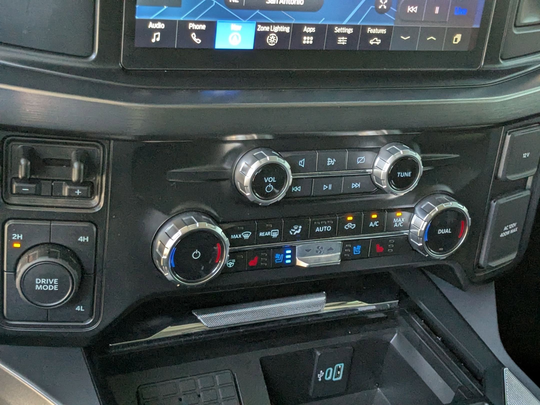 Used 2024 Oxford White Ford LARIAT image 18