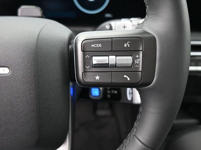 New 2026 Black Hyundai SEL 7P image 18