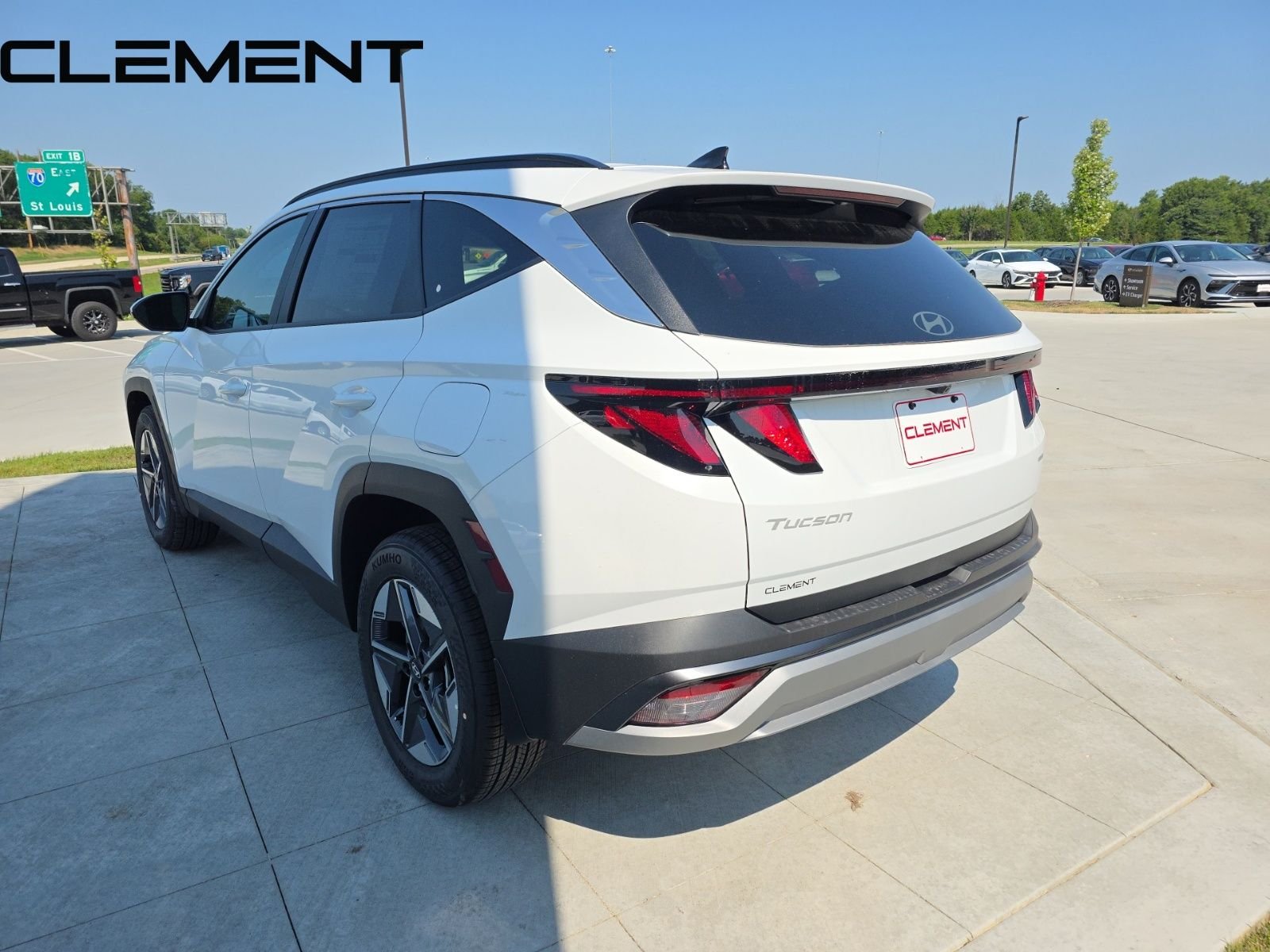 2025 Hyundai Tucson SEL - Photo 12