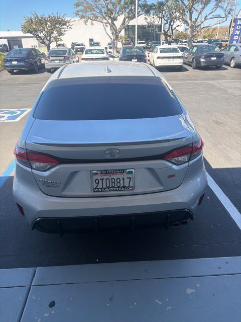Used 2025 Classic Silver Metallic Toyota SE image 4