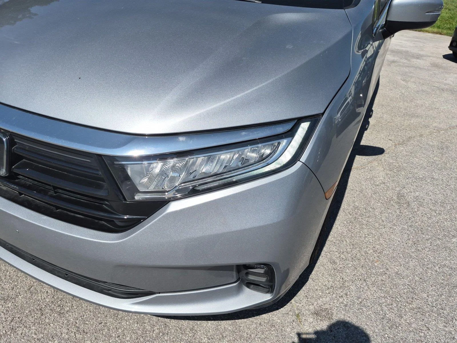 Used 2023 Lunar Silver Metallic Honda EX-L image 9