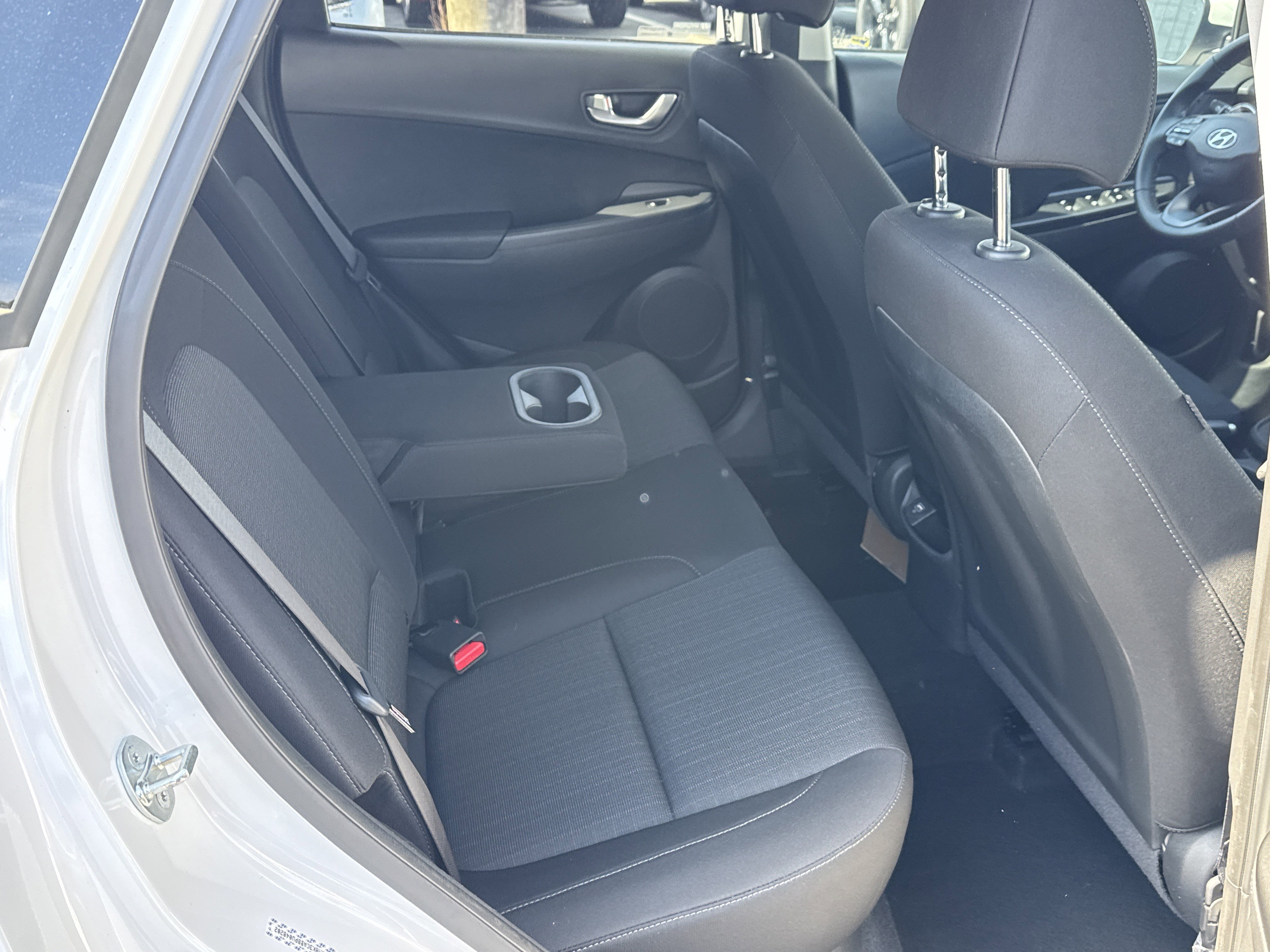Used 2023 Lunar White Hyundai SEL image 19