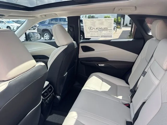 New 2026 Nori Green Pearl Lexus PREMIUM PLUS image 29