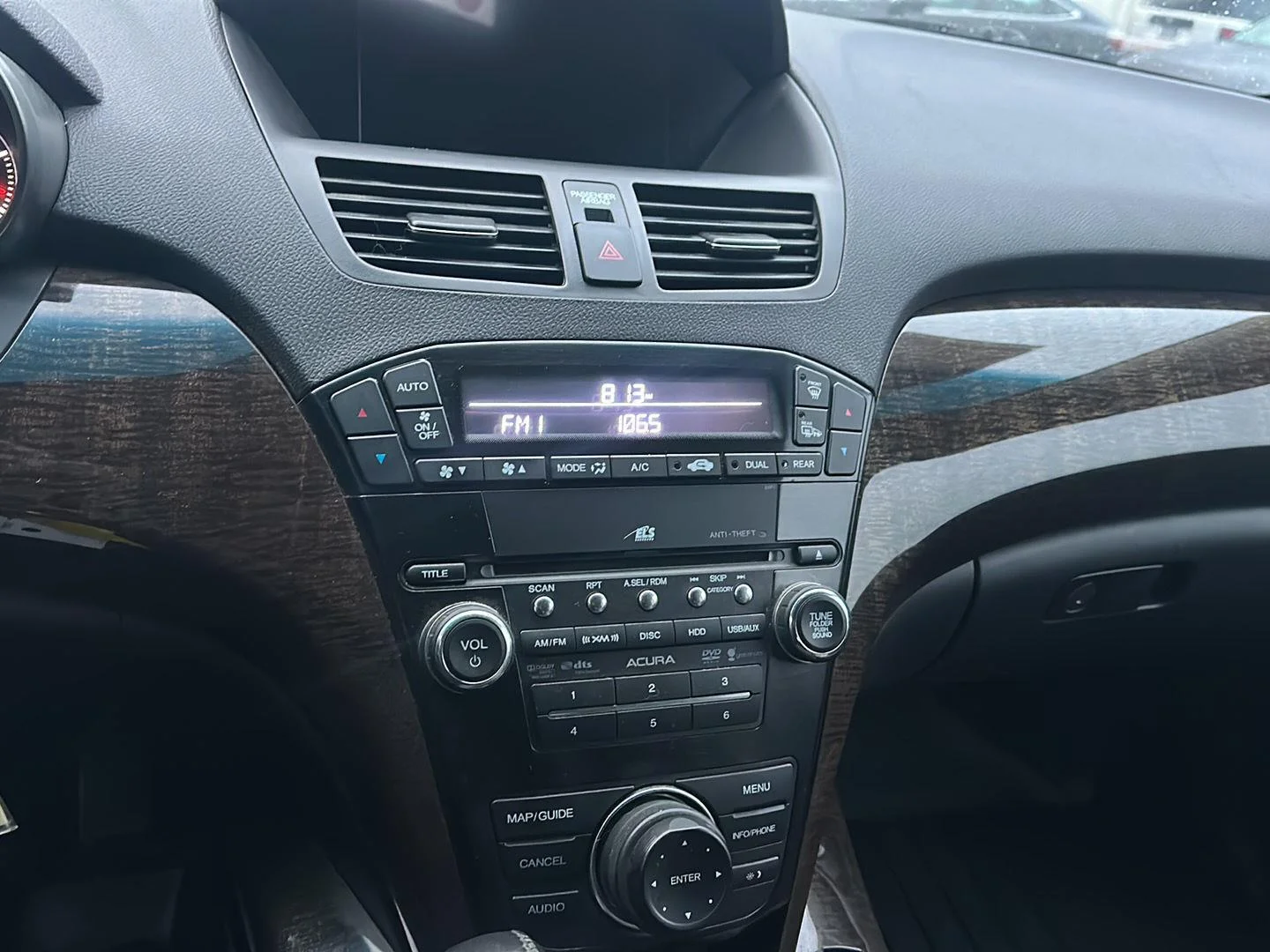 Used 2013 Palladium Metallic Acura Tech Pkg image 13