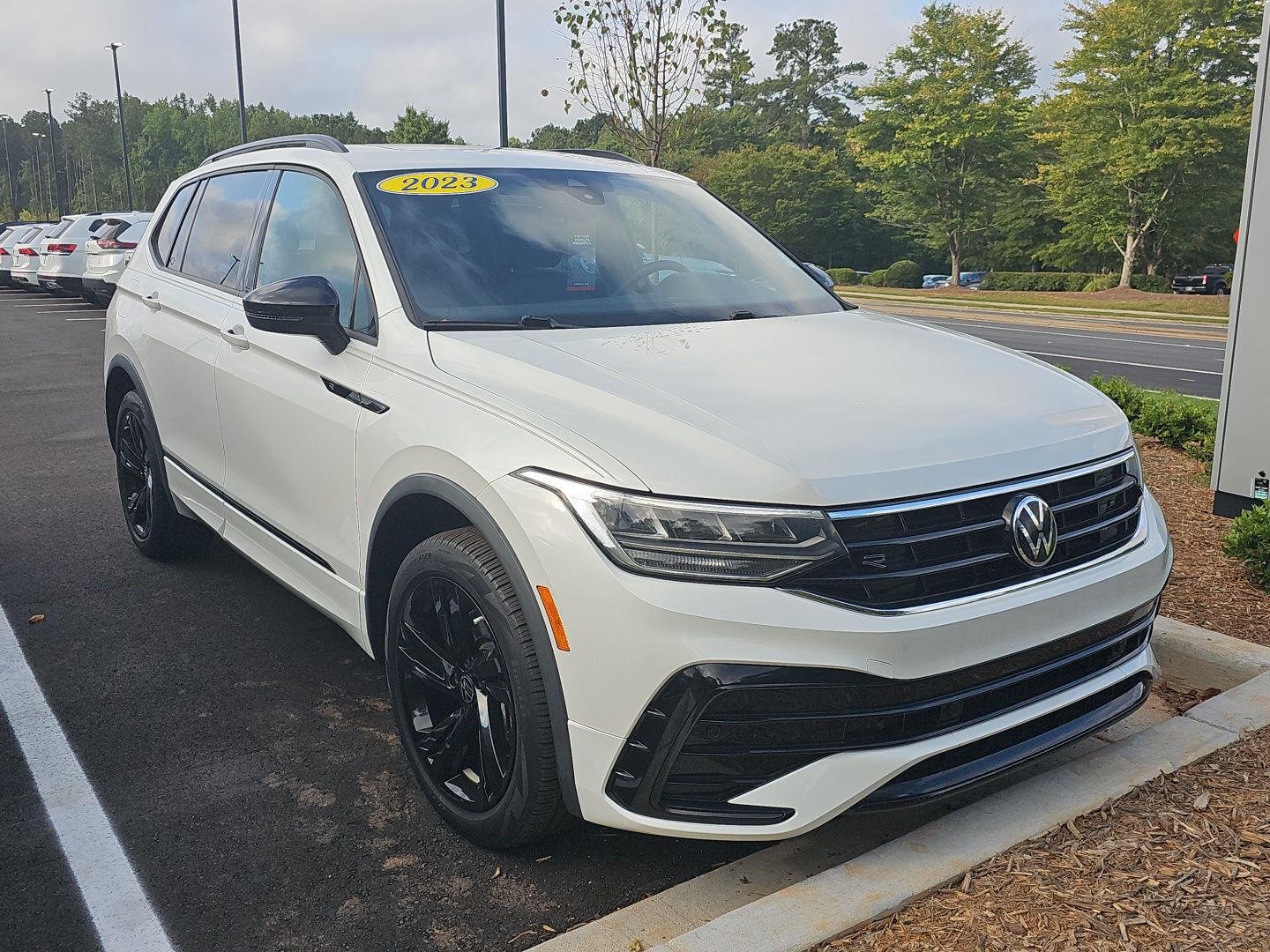 Used 2023 Opal White Pearl Volkswagen SE R-Line Black image 3