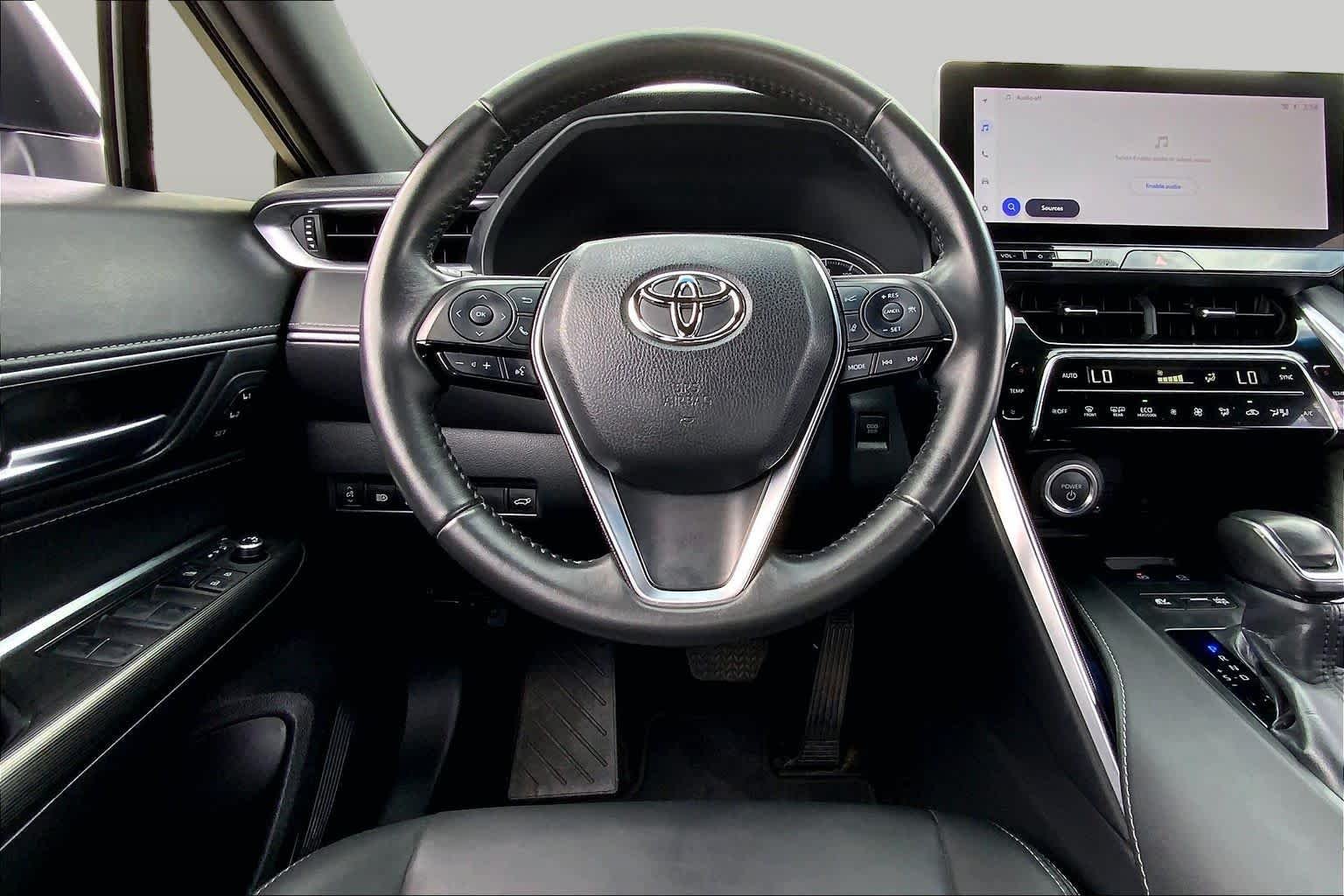 Used 2024 Wind Chill Pearl Toyota XLE image 6