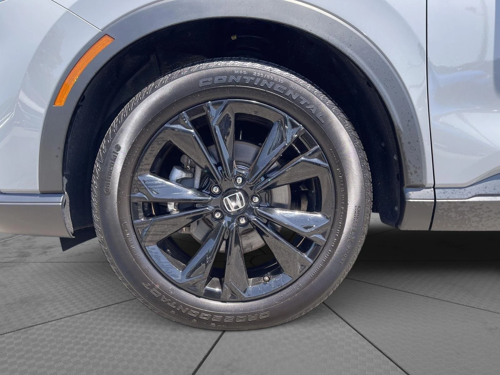 Used 2025 Urban Gray Pearl Honda Sport Touring image 26