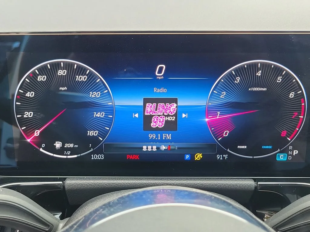 Used 2025 White Mercedes-Benz GLA 250 image 26