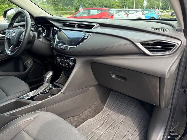 Used 2023 Black Buick Select image 27