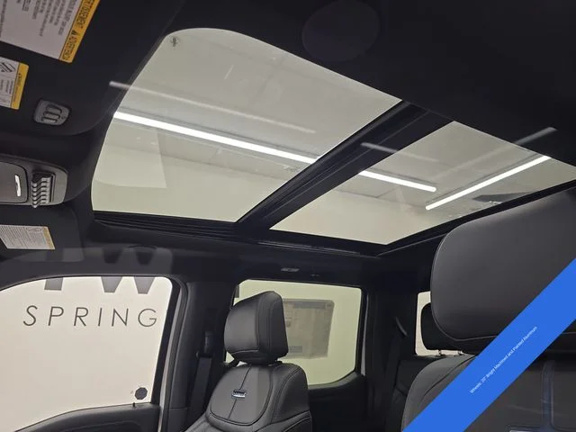 New 2026 Star White Metallic Tri-Coat Ford F-250® Platinum® image 29