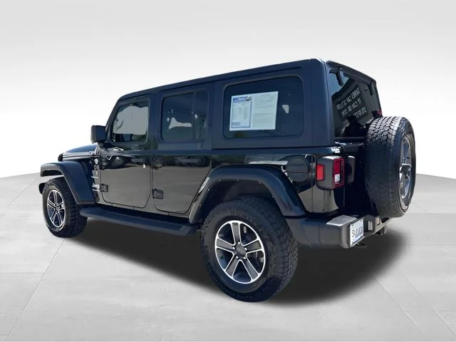 Used 2023 Black Jeep Sahara image 5