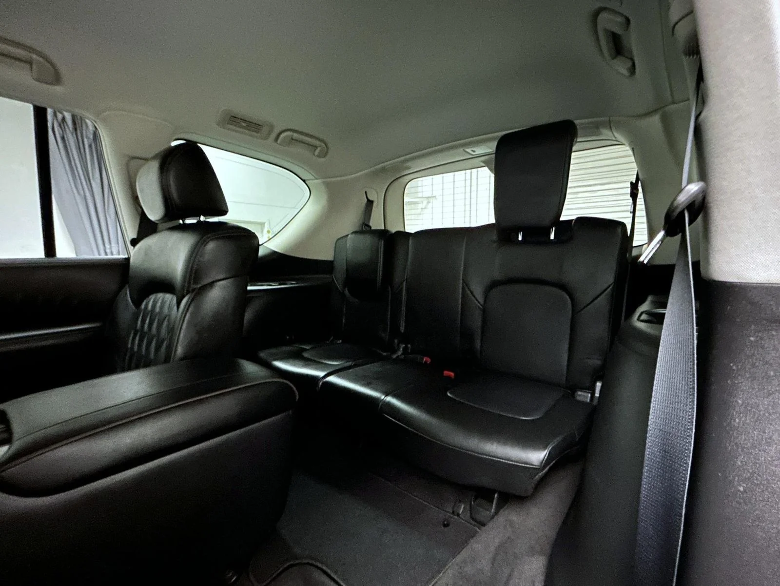 Used 2021 Silver Nissan Platinum image 19