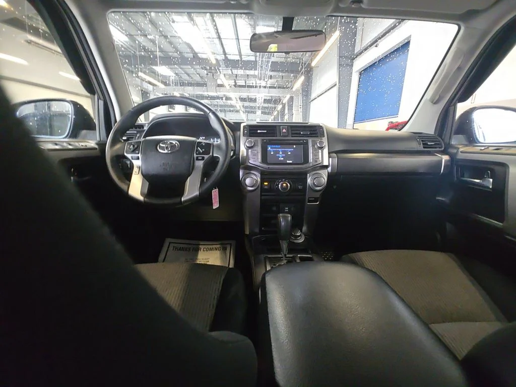Used 2018 Gray Toyota SR5 image 21